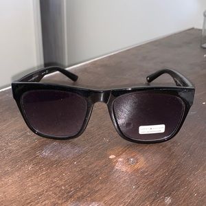Tommy Hilfiger sunglasses